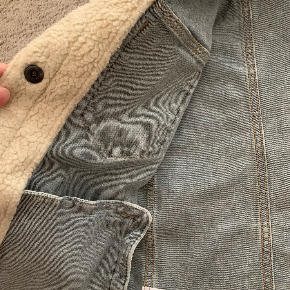 Jean jacket - Picture 3 of 5